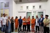 Pj Wako Payakumbuh buka puasa bersama dengan pasukan kuning