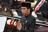 Presiden Joko Widodo menyampaikan pidato terkait Laporan Kinerja Lembaga-lembaga Negara dan Pidato Kenegaraan dalam rangka HUT Ke-79 Kemerdekaan Republik Indonesia dalam Sidang Tahunan MPR dan Sidang Bersama DPR - DPD Tahun 2024 di Gedung Nusantara, kompleks Parlemen, Senayan, Jakarta, Jumat (16/8/2024). ANTARA FOTO/Aditya Pradana Putra/wsj.