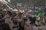 Aksi tolak pengesahan UU Pilkada di Semarang