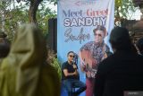 Musisi Sandhy Sondoro geber festival di Berlin, Jerman