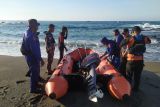 Tim SAR gabungan cari warga hilang di Pantai Waegete Sikka