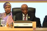 Presiden Liberia Joseph N. Boakai (kanan) menyampaikan pandangannya saat Joint Leaders Session Indonesia-Africa Forum (IAF) II and High-Level Forum on Multi-Stakeholder Partnerships (HLF MSP) di Nusa Dua, Bali, Senin (2/9/2024). Forum HLF MSP and Indonesia-Africa Forum II tersebut menyelenggarakan 12 event secara paralel dan 17 event pendamping yang dihadiri delegasi dari 24 negara. ANTARA FOTO/Media Center IAF II-HLF MSP/Fikri Yusuf/wsj.