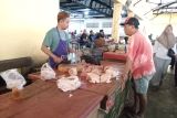Distan batasi pemasukan daging beku di Mataram