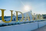 Teras Udayana magnet bagi pemburu matahari terbenam di Mataram