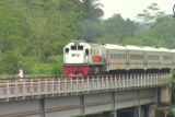 Berikut 11 kereta perjalanannya sempat terganggu akibat gempa Bandung