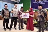 Kemenag Sulsel berikan bonus umrah dua qariah juara MTQ Nasional