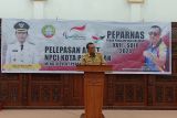 Kepala Dinas Pemuda Olahraga Dan Pariwisata Kota Pontianak, Rizal memberikan kata sambutan di acara Pelepasan Atlet National Paralympic Committee Indonesia (NPCI) Kota Pontianak, di Rumah Dinas Wali Kota, di Pontianak, Kalimantan Barat, Senin pagi (30/9/2024). Pemerintah Kota Pontianak memberangkatkan 26 atlet disabilitas yang akan bertanding dalam Peparnas XVII di Solo Raya, yang berlangsung pada 6 - 13 Oktober 2024. ANTARA KALBAR/Rhatu Dieva/Jhw.