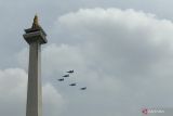 AU tampilkan atraksi Flanker vs Fighting Falcon di Monas