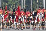 Detasemen Kavaleri Berkuda TNI AD berparade atau defile saat peringatan Hari Ulang Tahun (HUT) ke-79 Tentara Nasional Indonesia (TNI) di Lapangan Silang Monumen Nasional (Monas), Gambir, Jakarta, Sabtu (5/10/2024). HUT ke-79 TNI tersebut mengangkat tema TNI Modern Bersama Rakyat Siap Mengawal Suksesi Kepemimpinan Nasional Untuk Indonesia Maju. ANTARA FOTO/Fauzan/nz/gp