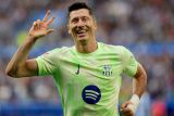 Barcelona hancurkan Alaves 3-0 berkat trigol Robert Lewandowski