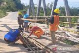 DLHKP Gumas minta rekanan benahi ramp door di Jembatan Sei Kurun