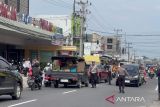 Direktorat Lalu Lintas Polda Bangka Belitung menggelar razia gabungan pemeriksaan kendaraan bermotor di Jalan Depati Hamzah Kelurahan Bacang Pangkalpinang, Jumat (25/10/24). Razia gabungan pemeriksaan kendaraan ini dilaksanakan dalam rangka Operasi Zebra Menumbing 2024.