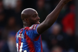 Crystal Palace tahan imbang Man City 2-2