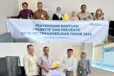 BPJS Ketenagakerjaan Bukittinggi serahkan 770 Paket APD kepada perusahaan perkebunan pada 2024