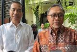 Menko  Pangan minta kementerian terkait utamakan produksi susu lokal