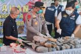 Polres OKU Timur musnahkan  35 kilogram ganja