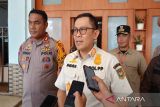 Pj Bupati Bartim tinjau pemungutan suara di sejumlah TPS