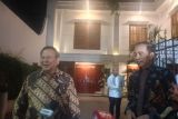 Jokowi memenuhi undangan makan malam di kediaman Presiden Prabowo