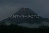 BPPTKG mengingatkan potensi lahar hujan dari timbunan material Merapi