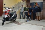 Polisi tangkap pelaku jambret kantong sumbangan masjid di Bukittinggi