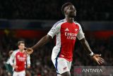 Arteta mengonfirmasi Saka akan absen sekitar dua bulan