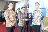 Bupati OKU sabet penghargaan Mata Lokal Desa Award