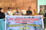 PT AMP Plantation salurkan sembako bagi korban banjir-longsor Sigiran Agam