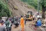 Longsor susulan ketiga menututup jalan nasional Bagbagan-Kiaradua