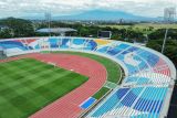 Foto udara progres renovasi Stadion Kanjuruhan di Kepanjen, Kabupaten Malang, Jawa Timur, Selasa (31/12/2024). Kementerian Pekerjaan Umum (PU) mengungkapkan progres renovasi Stadion Kanjuruhan dengan anggaran Rp357,84 miliar berkapasitas 21.603 orang tersebut telah mencapai 99,5 persen dan ditargetkan selesai secara keseluruhan pada akhir 2024. ANTARA Jatim/Irfan Sumanjaya/mas.