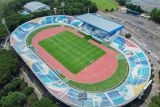 Foto udara progres renovasi Stadion Kanjuruhan di Kepanjen, Kabupaten Malang, Jawa Timur, Selasa (31/12/2024). Kementerian Pekerjaan Umum (PU) mengungkapkan progres renovasi Stadion Kanjuruhan dengan anggaran Rp357,84 miliar berkapasitas 21.603 orang tersebut telah mencapai 99,5 persen dan ditargetkan selesai secara keseluruhan pada akhir 2024. ANTARA Jatim/Irfan Sumanjaya/mas.