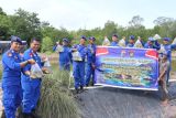 Polres Mabar tabur 1.500 bibit ikan untuk dukung program Asta Cita