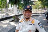 Satpol PP dampingi relokasi PKL Pantai Ampenan Mataram