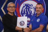 Arema FC resmi tunjuk Ze Gomes sebagai pelatih