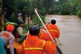 Warga di lima kelurahan Muara Enim terdampak  banjir, BPBD lakukan evakuasi