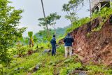 Badan Geologi - Pemkab Matim kaji kondisi tanah di Desa Pangleleng