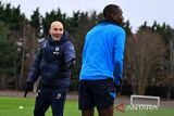 Chelsea berpeluang juarai semua kompetisi Eropa