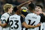 Newcastle hancurkan Wolves, Aston Villa taklukkan Everton