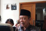 Jalan rusak bikin peternak sapi perah lereng Wilis rugi besar