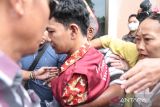 Terdakwa Agus Buntung ajukan pengalihan status tahanan di persidangan
