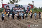 Polda DIY melakukan gerakan penanaman jagung seluas 4.300 hektare