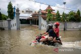 Ratusan warga di enam kecamatan terdampak banjir akibat luapan air sungai di Sragen