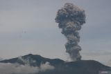 Marapi berdentum keras malam hari, getaran hingga ke Bukittinggi