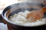 Cara masak nasi biar enak, mulai dari cara cuci beras hingga matang