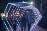 Festival cahaya 'Glowtopia' beri warna malam di Palembang