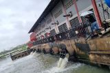 Pemkot Semarang  tambah dua pompa darurat atasi banjir