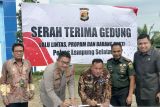 Pemkab Lampung Selatan hibahkan tiga gedung fasilitas ke polres