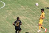 Semen Padang FC tahan imbang Laskar Kie Raha 0-0 pada babak pertama