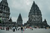 Pengunjung Candi Prambanan membludak! Atraksi langka ini jadi magnet wisatawan