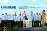 Ketum Seruni mengajak masyarakat peduli kebersihan lingkungan