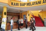 Kejari Batam bantu tangkap dua buron Kejaksaan RI